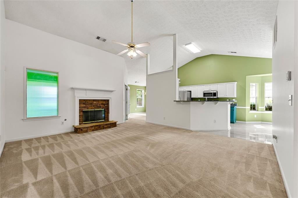 7085 DUNCAN Walk
