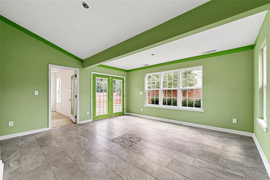 7085 DUNCAN Walk
