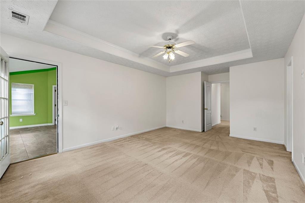 7085 DUNCAN Walk