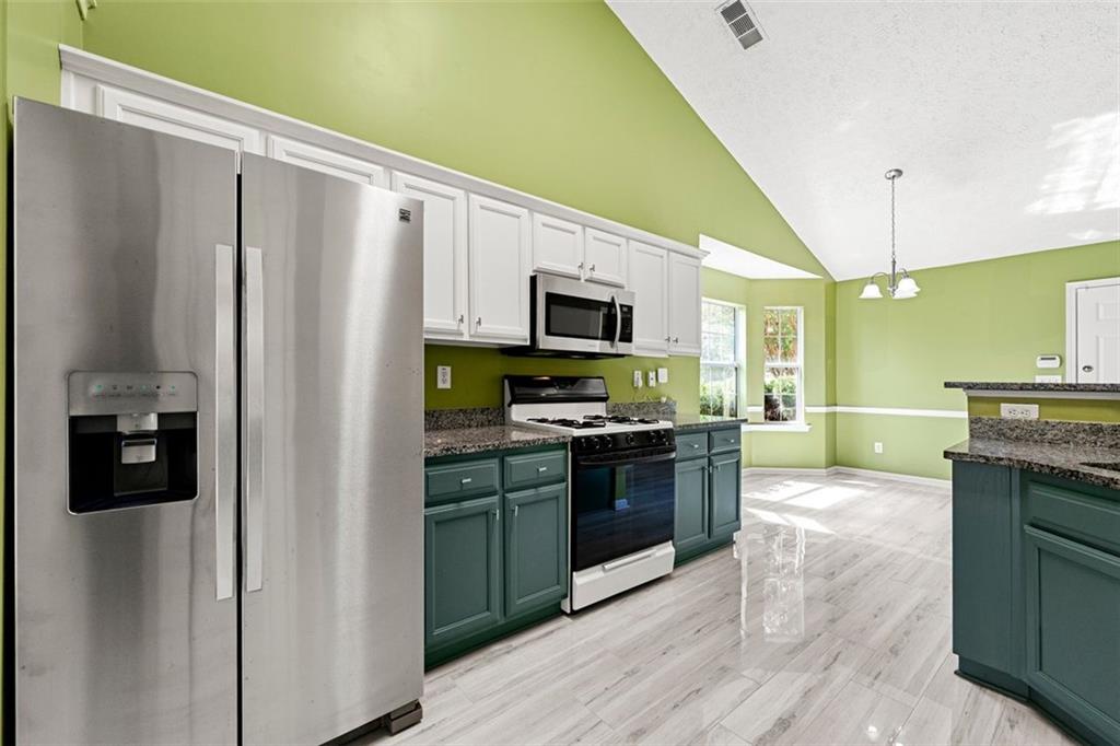 7085 DUNCAN Walk