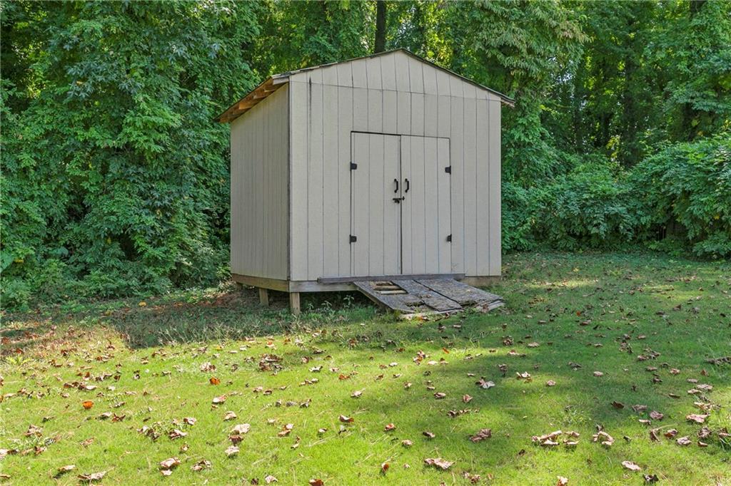 2095 Sparrowhawk Court