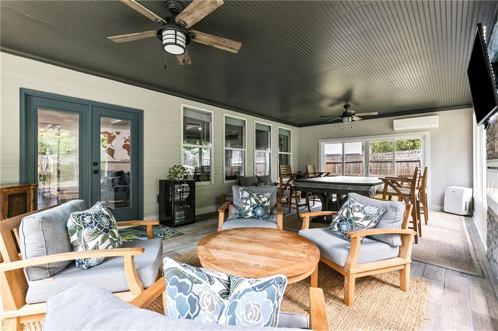 2095 Sparrowhawk Court