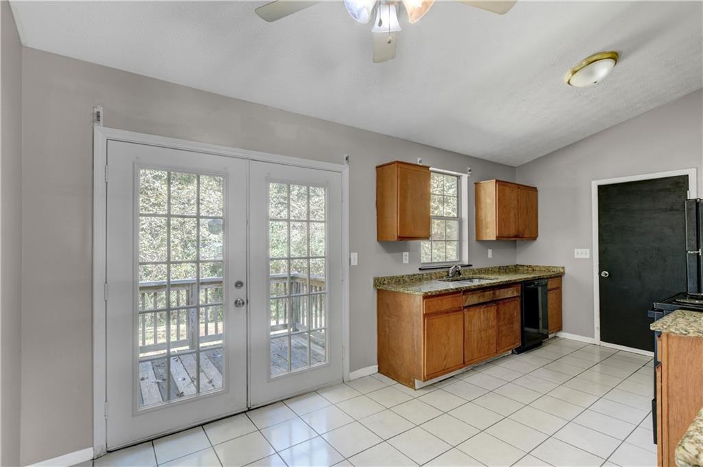 2421 Corner Shoals Drive