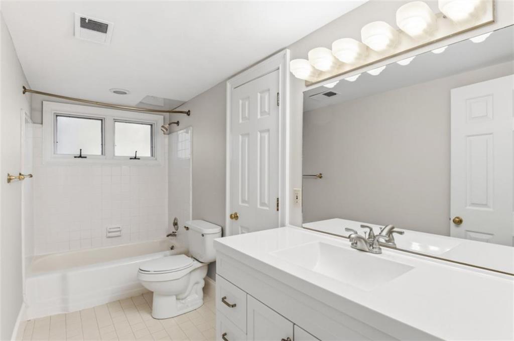 3959 Randall Mill Road