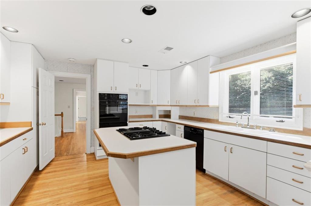 3959 Randall Mill Road