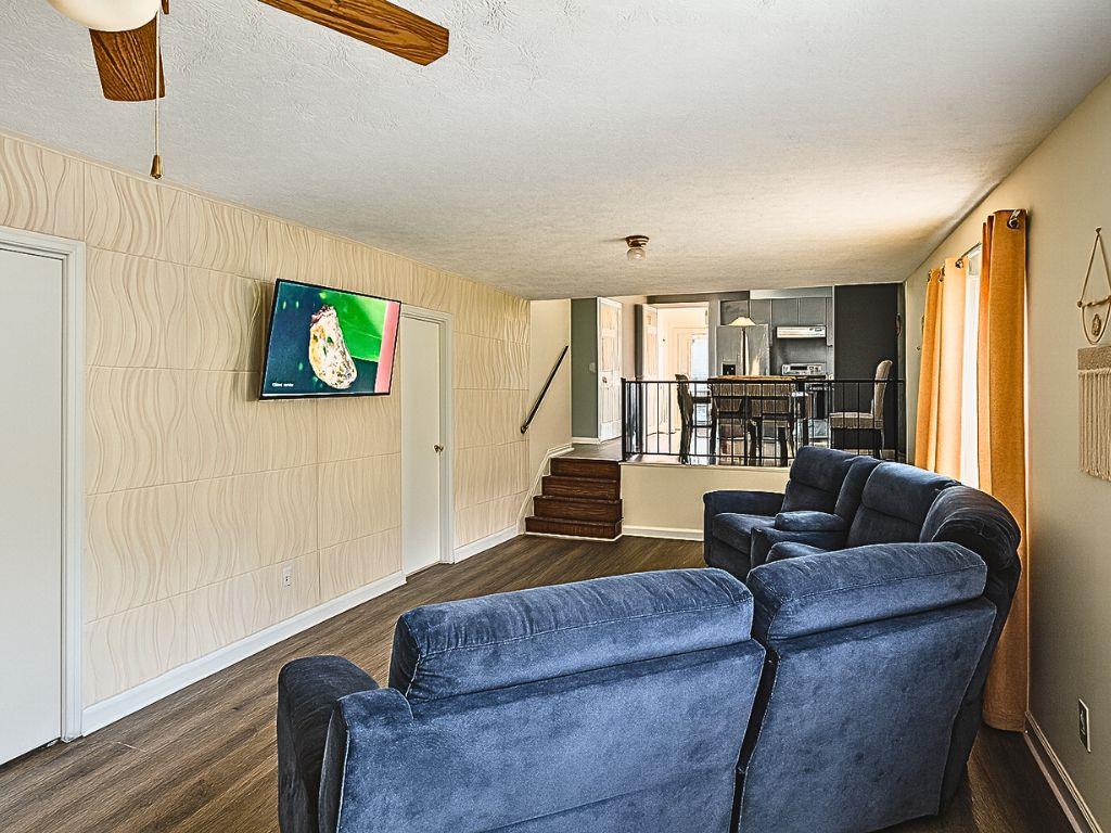 2587 PEYTON WOODS Trail SW