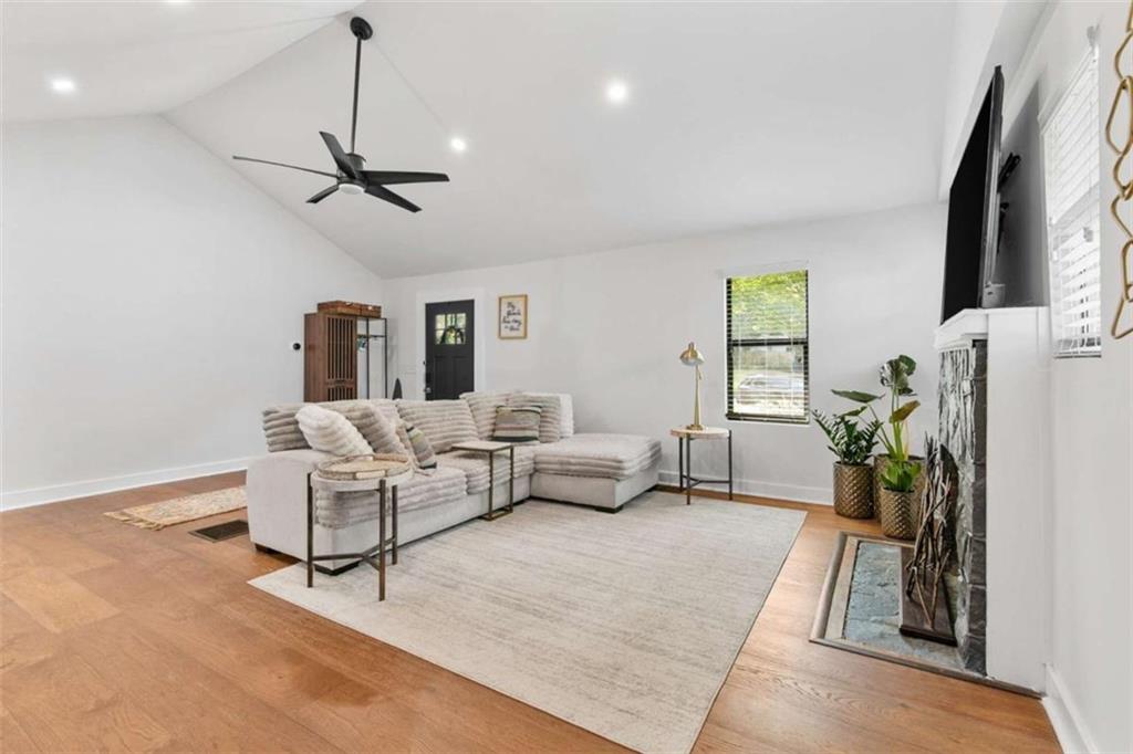 1905 Windemere Drive