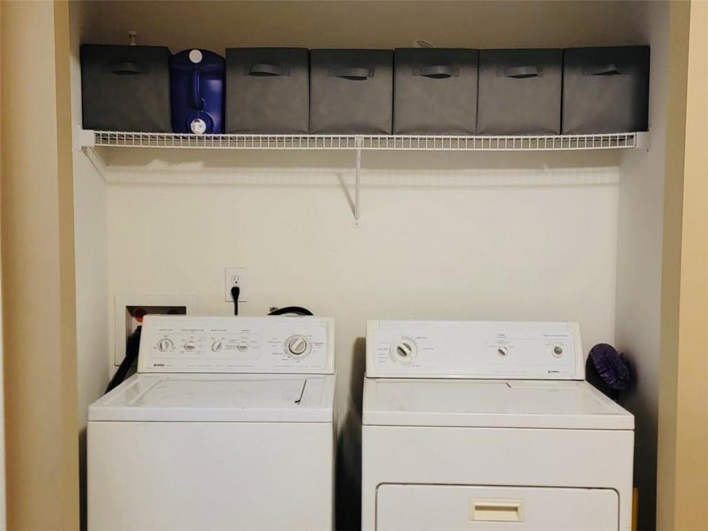 6904 Silver Bend Place