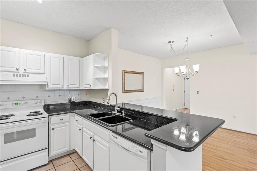 955 Juniper Street NE Unit 4324