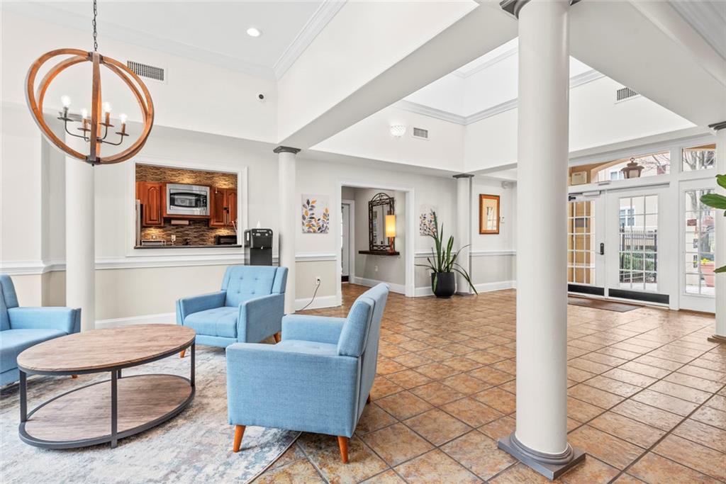 955 Juniper Street NE Unit 4324