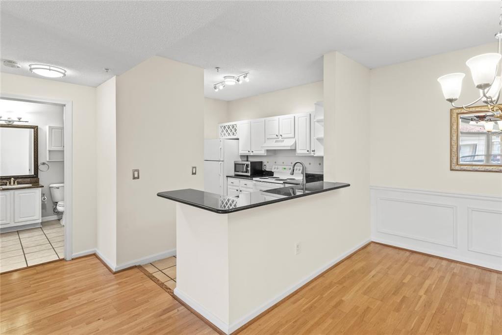 955 Juniper Street NE Unit 4324