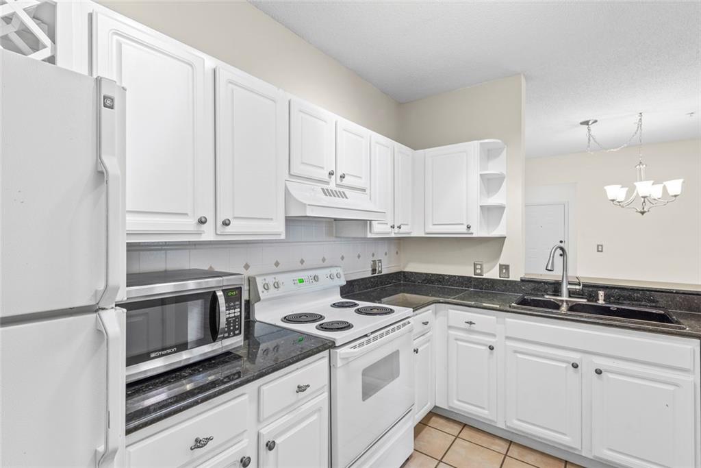 955 Juniper Street NE Unit 4324