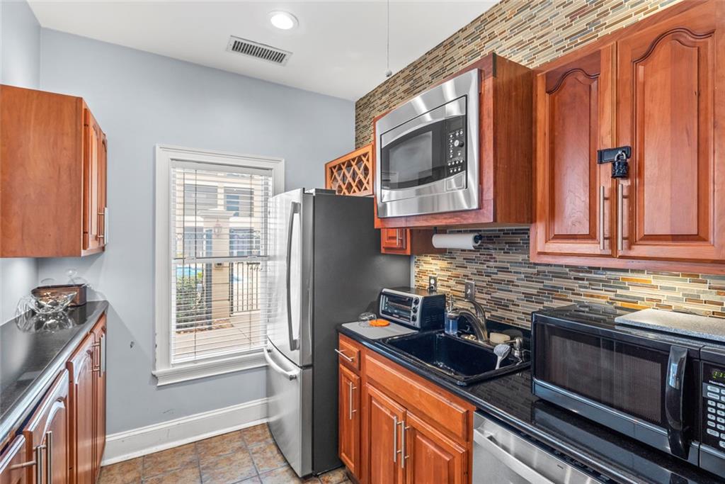 955 Juniper Street NE Unit 4324