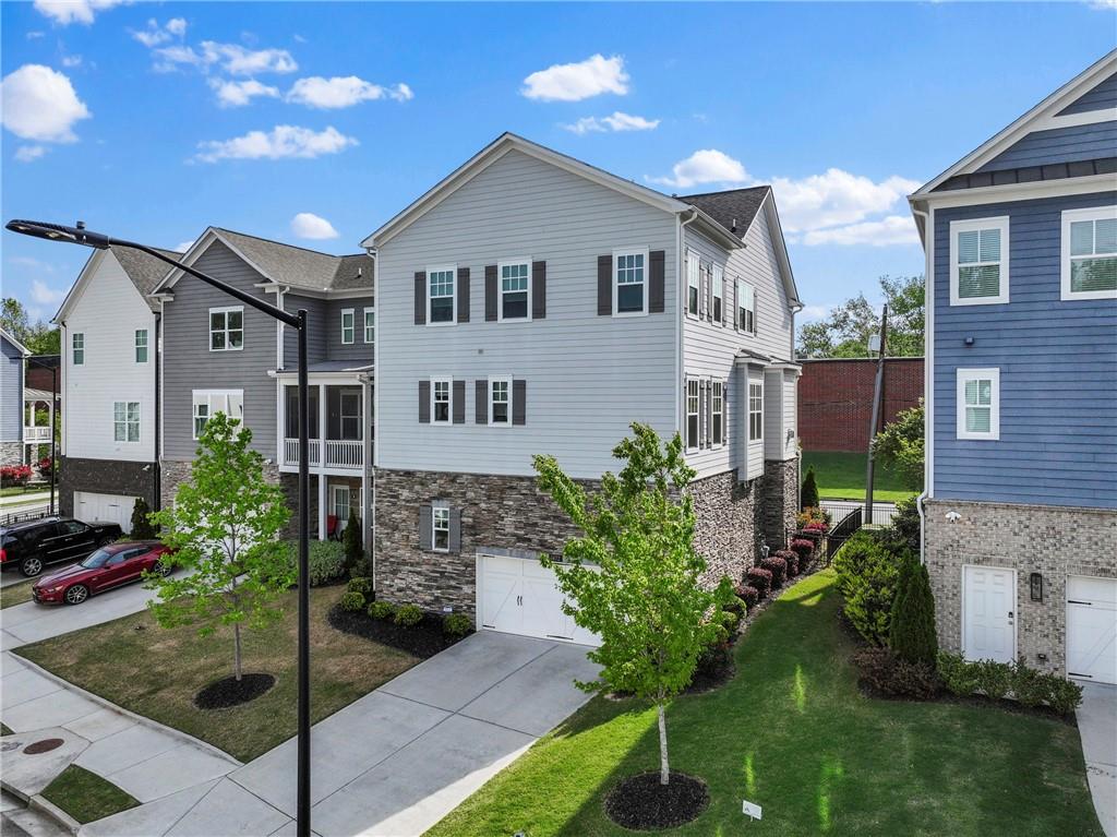 1472 Fairmont Avenue NW