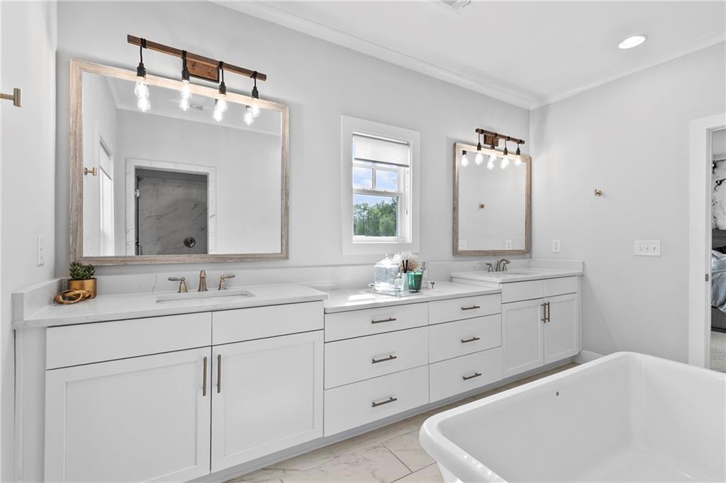 1472 Fairmont Avenue NW