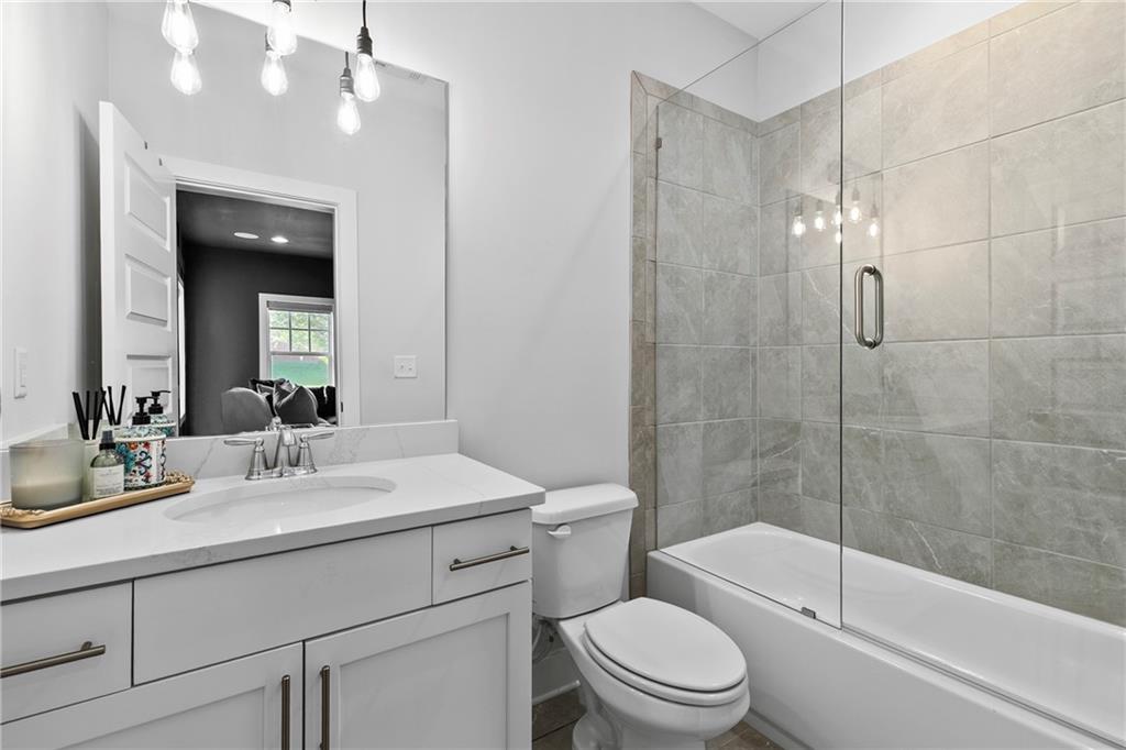 1472 Fairmont Avenue NW