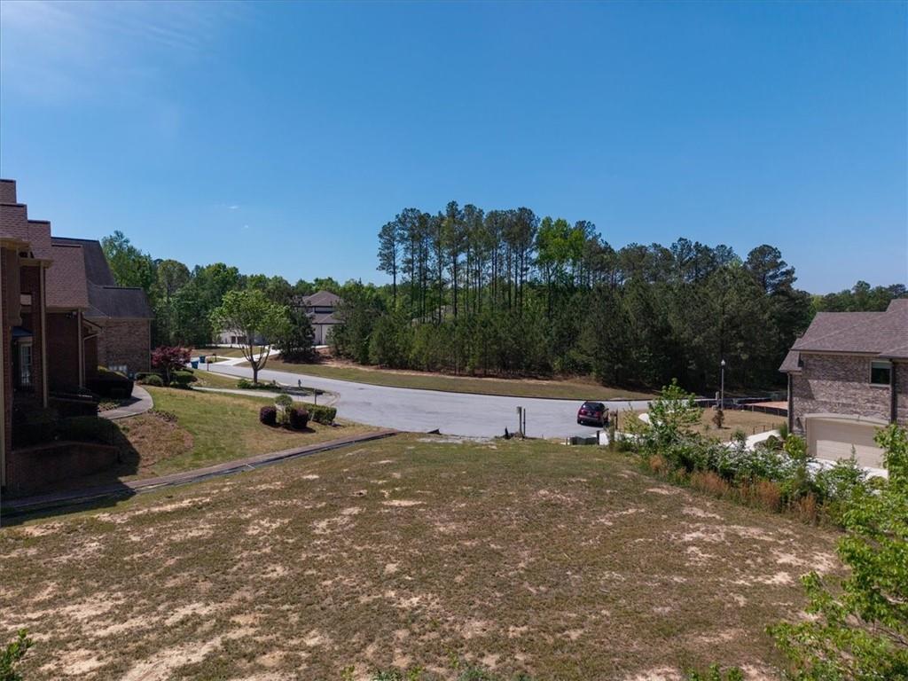 925 Botanica Way
