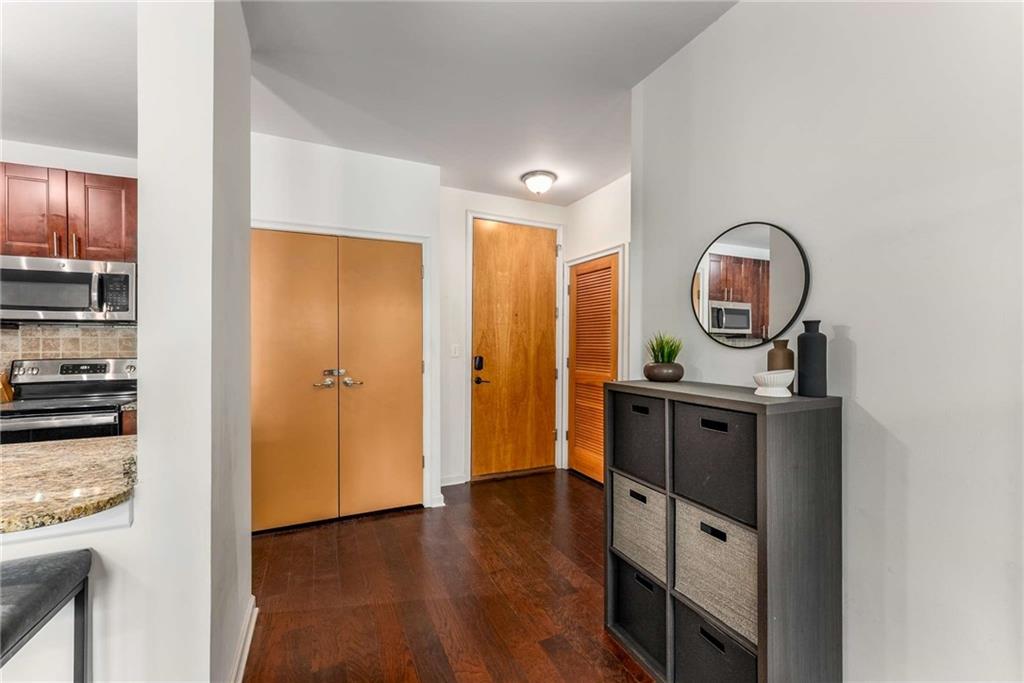 898 Oak Street SW Unit 1301