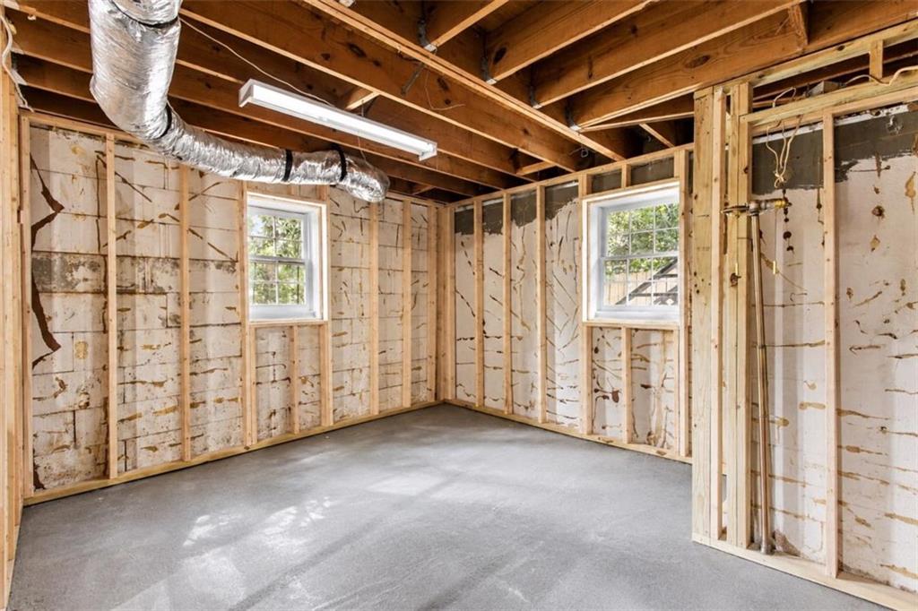 1905 Windemere Drive