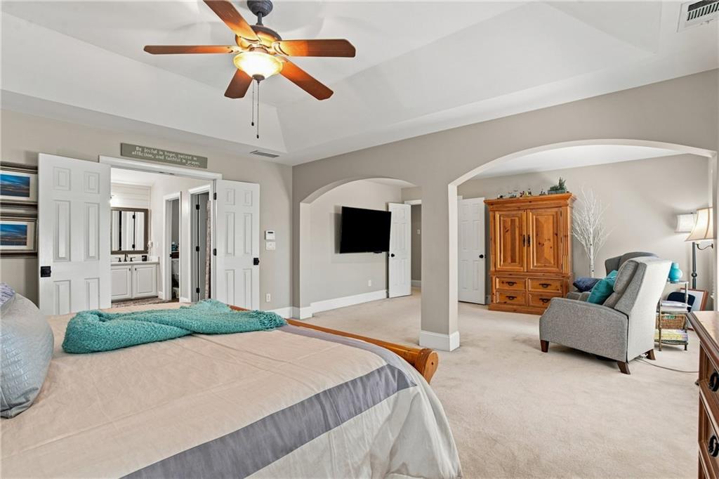 1003 Wescott Lane