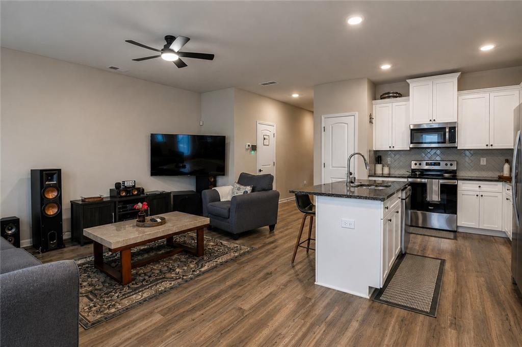 270 Skipjack Court