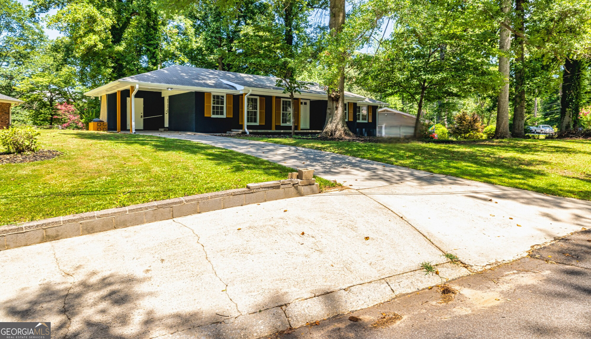 6673 Brookwood Circle