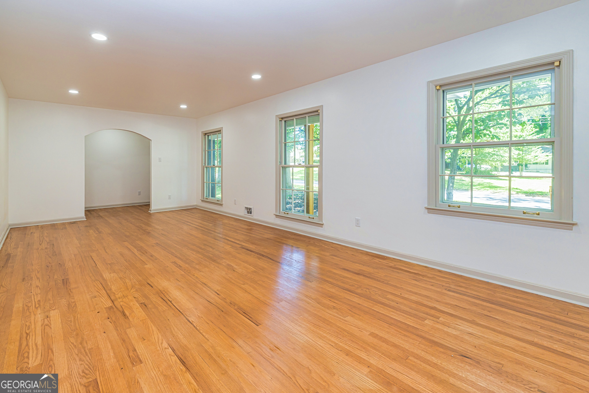 6673 Brookwood Circle
