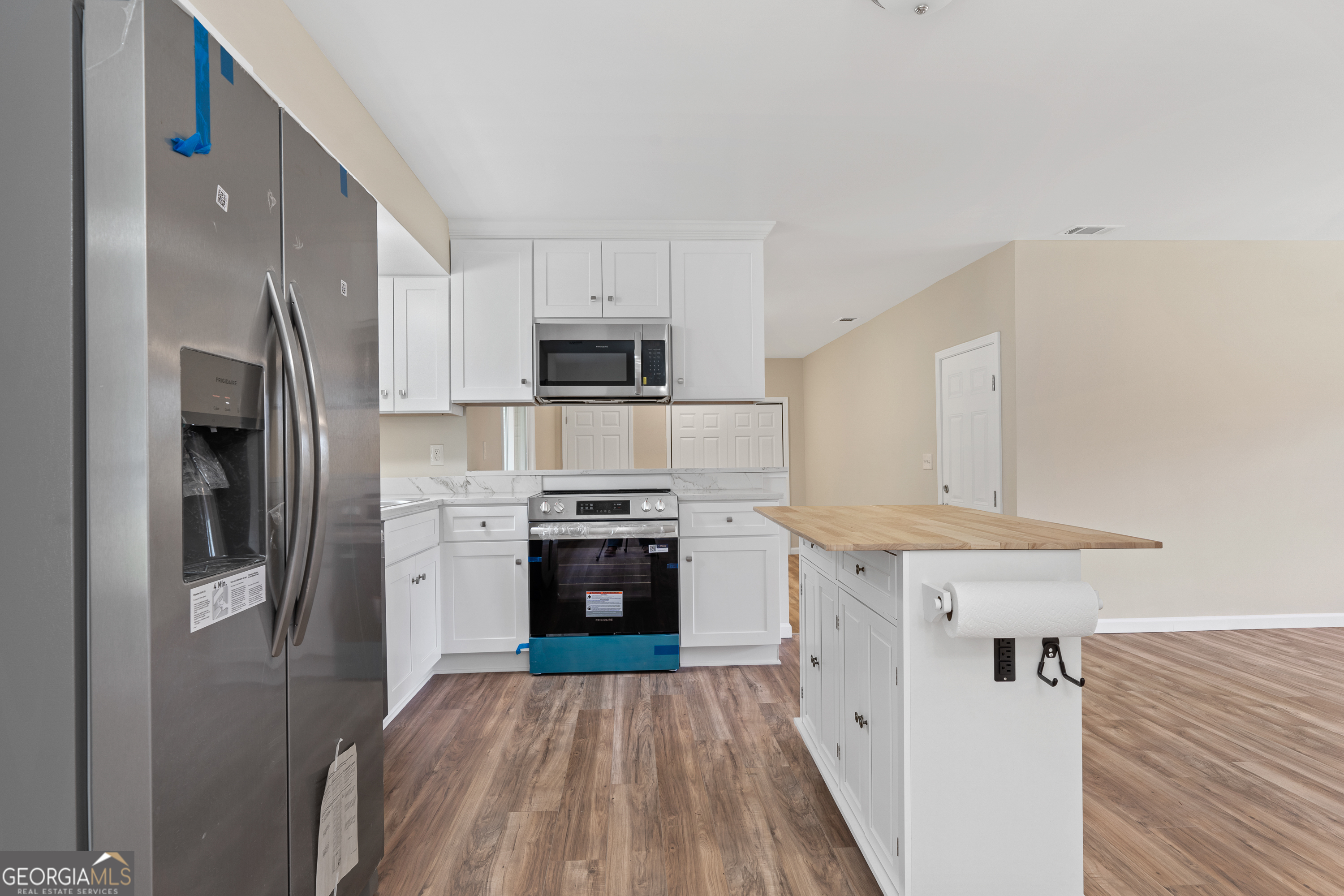 172 Laverne Circle SW