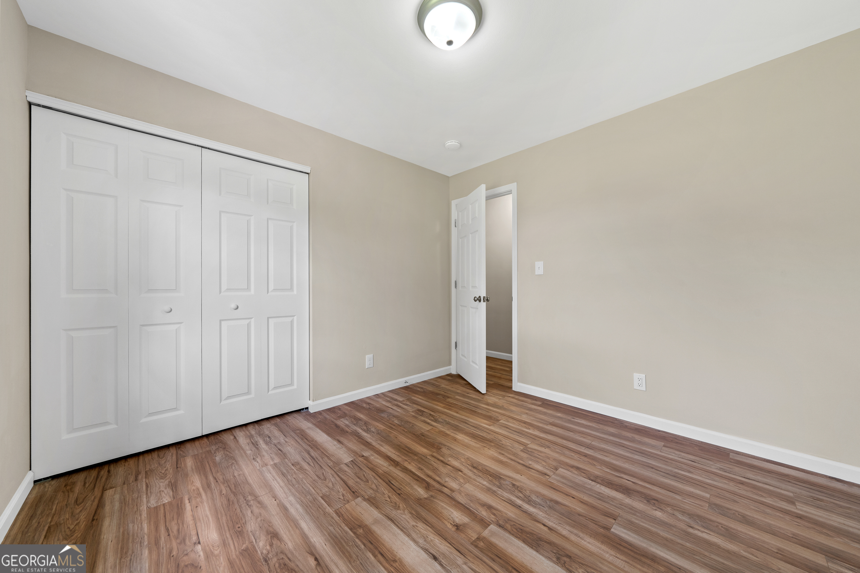 172 Laverne Circle SW