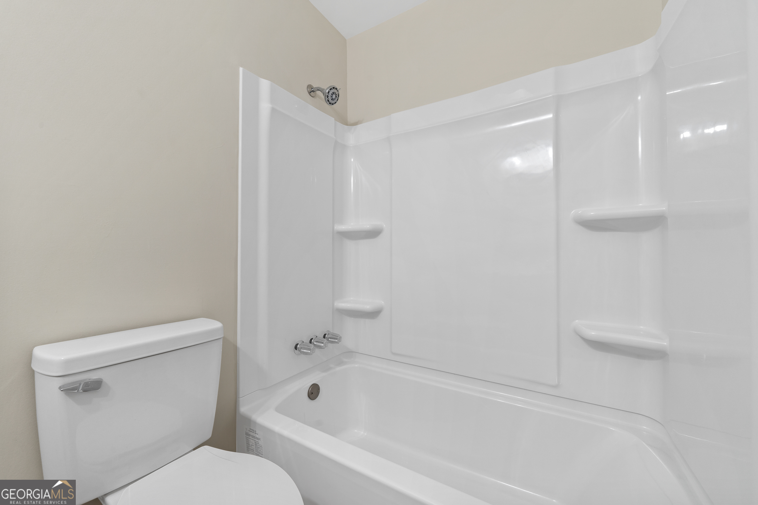 172 Laverne Circle SW