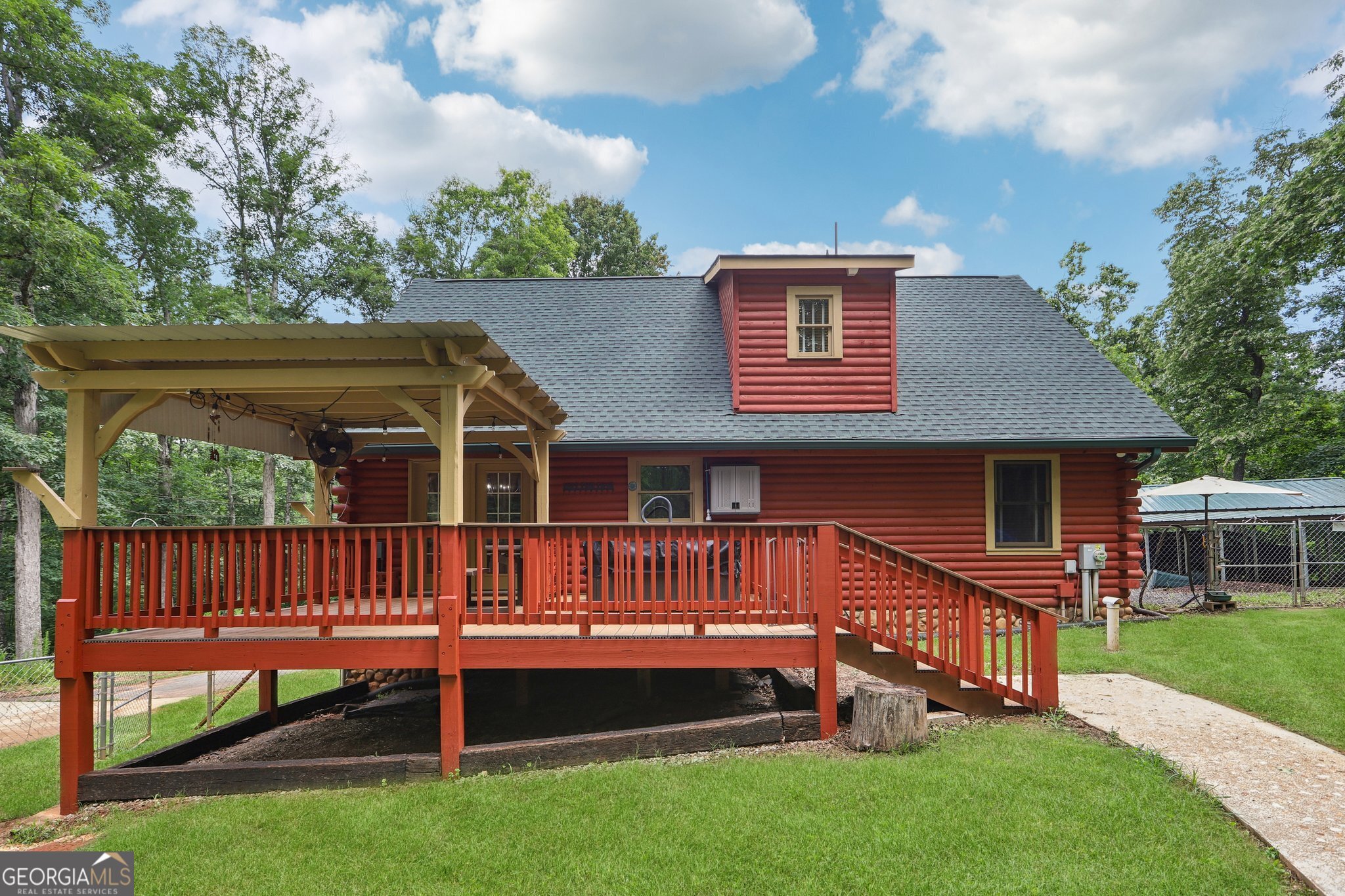 85 Edgewater Drive