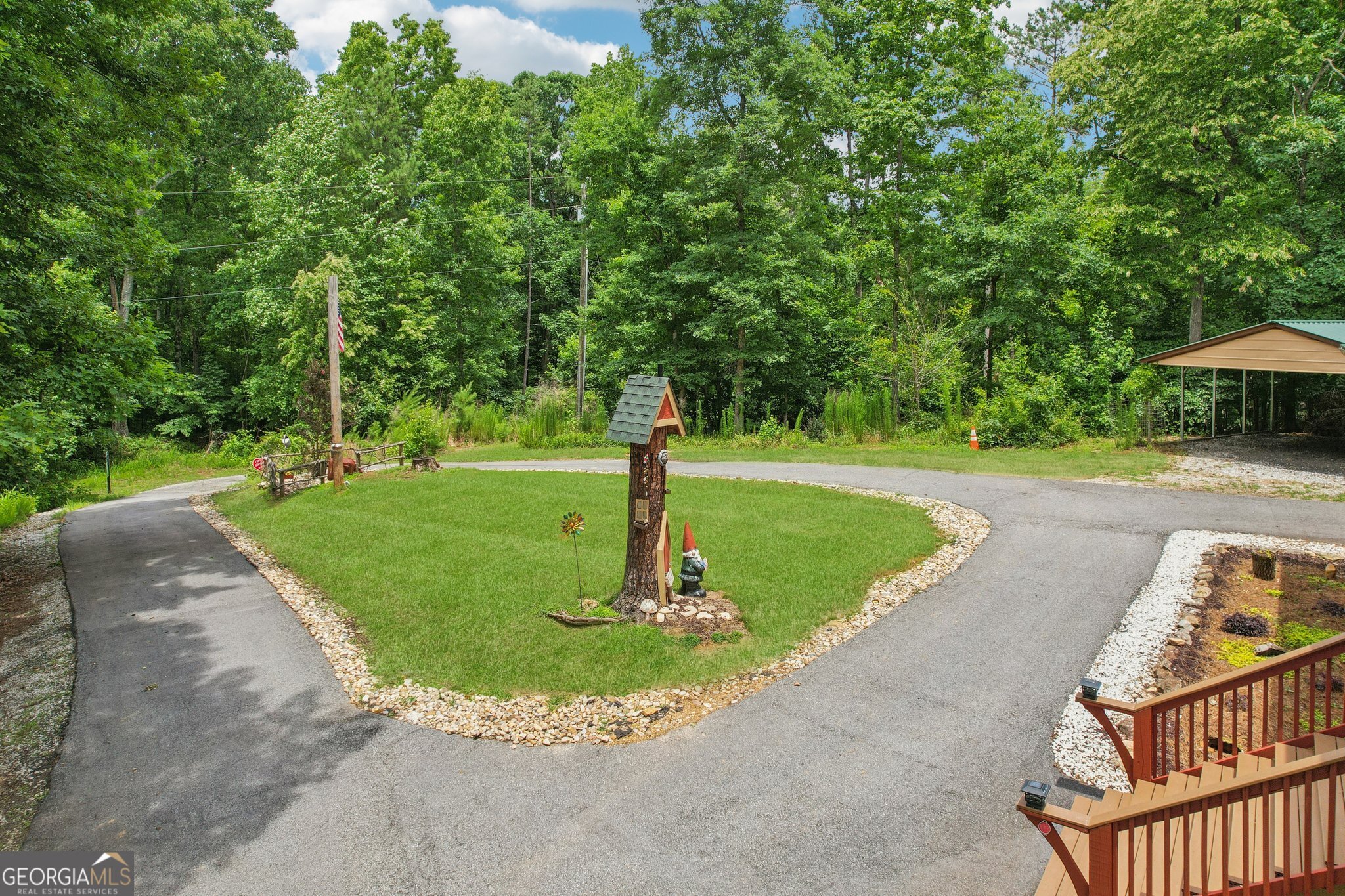 85 Edgewater Drive