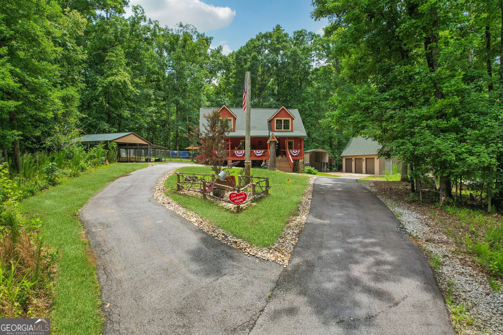 85 Edgewater Drive