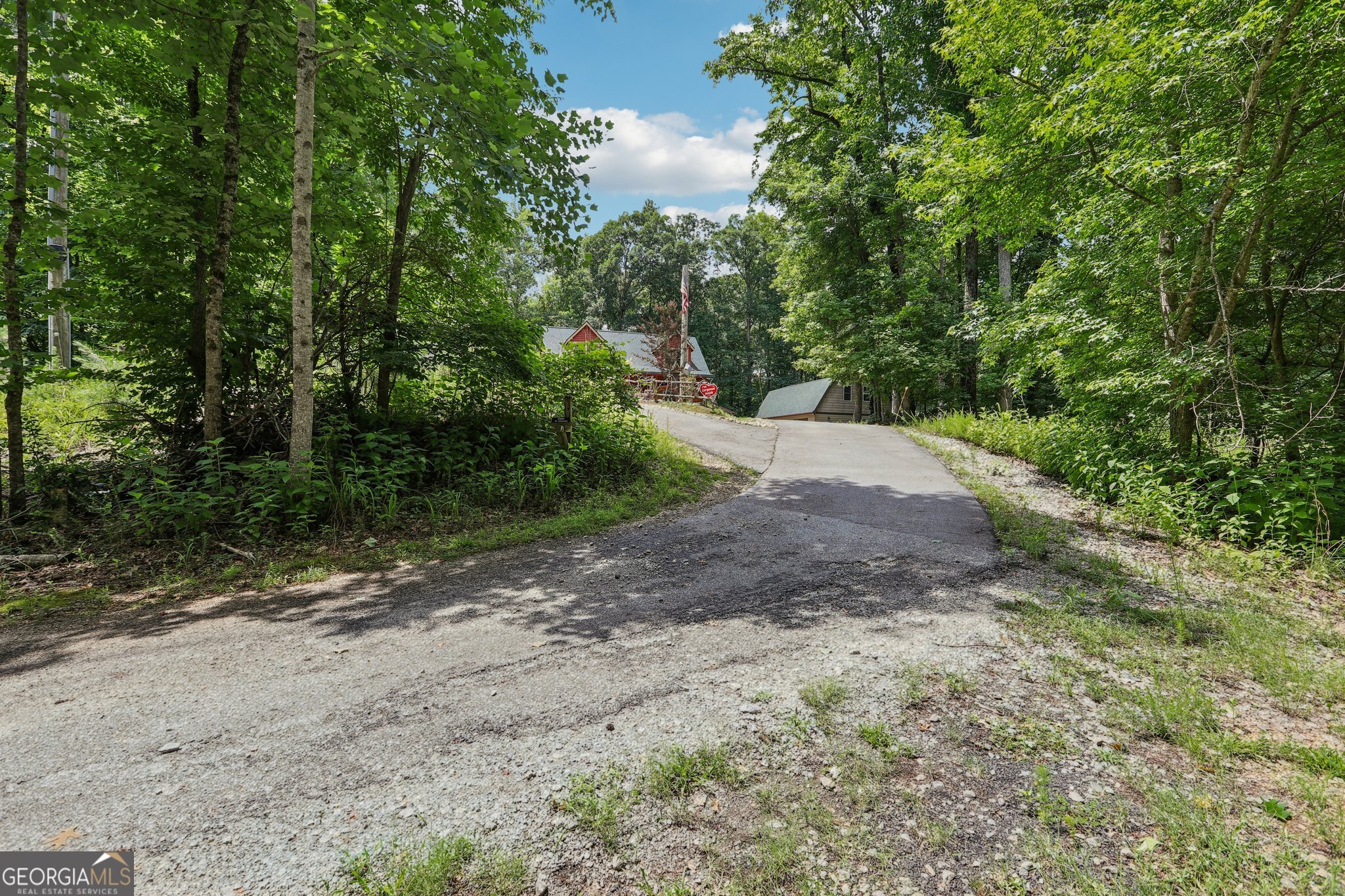 85 Edgewater Drive