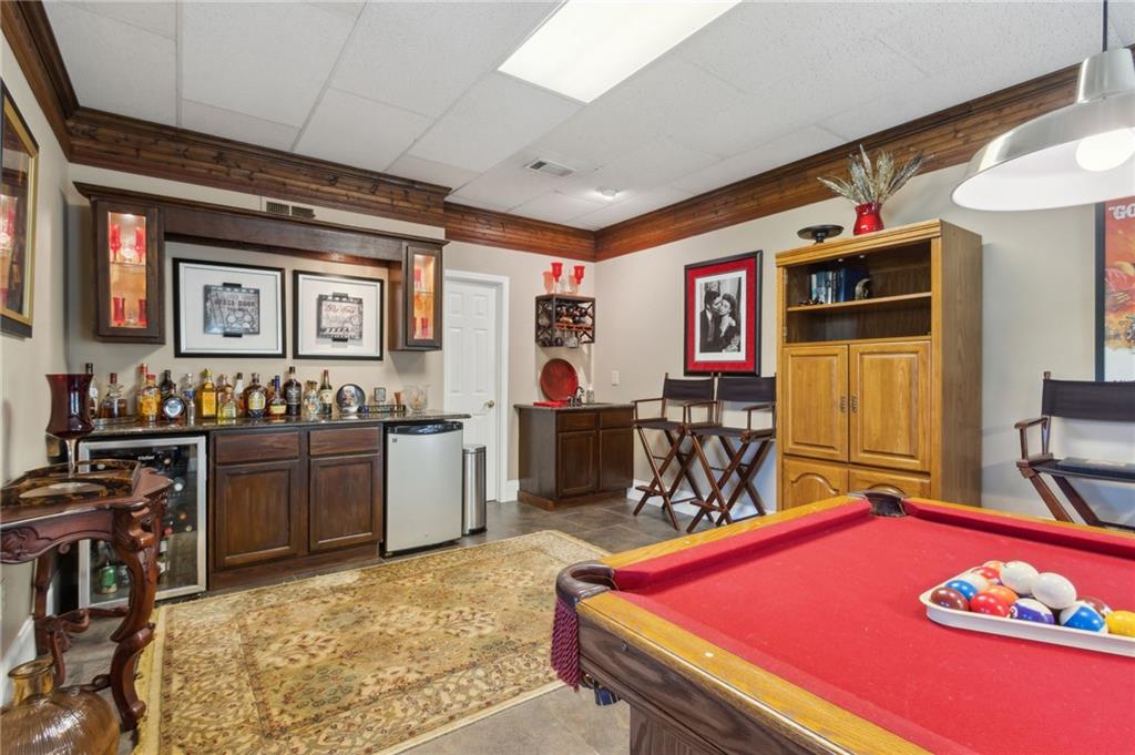 5533 Woodridge Lane