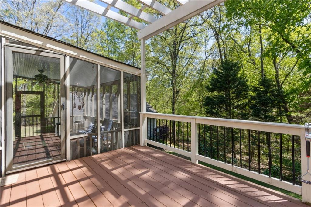 5533 Woodridge Lane