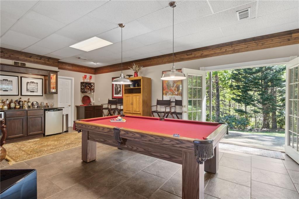 5533 Woodridge Lane