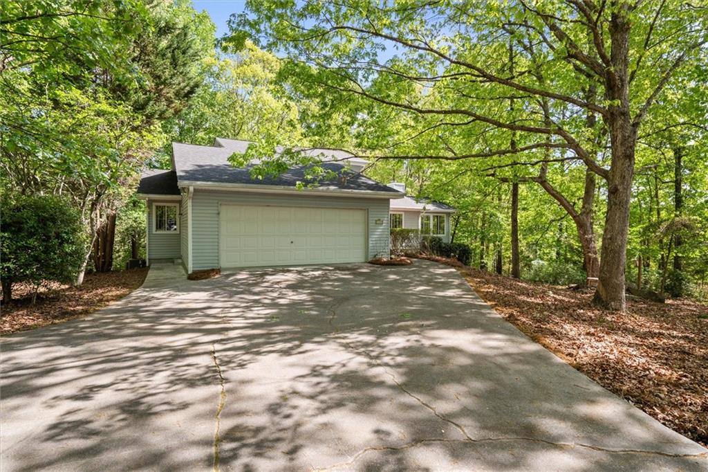 7320 Oak Arms Drive