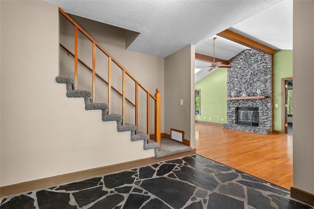 7320 Oak Arms Drive