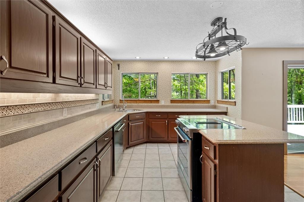 7320 Oak Arms Drive