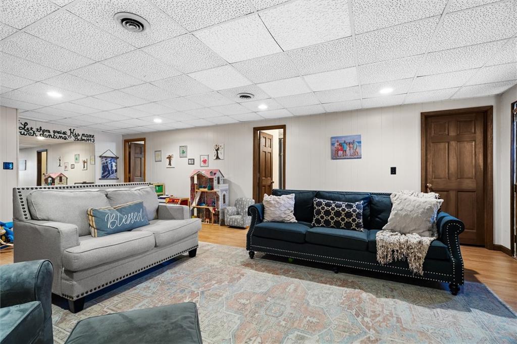 4286 Pool Road