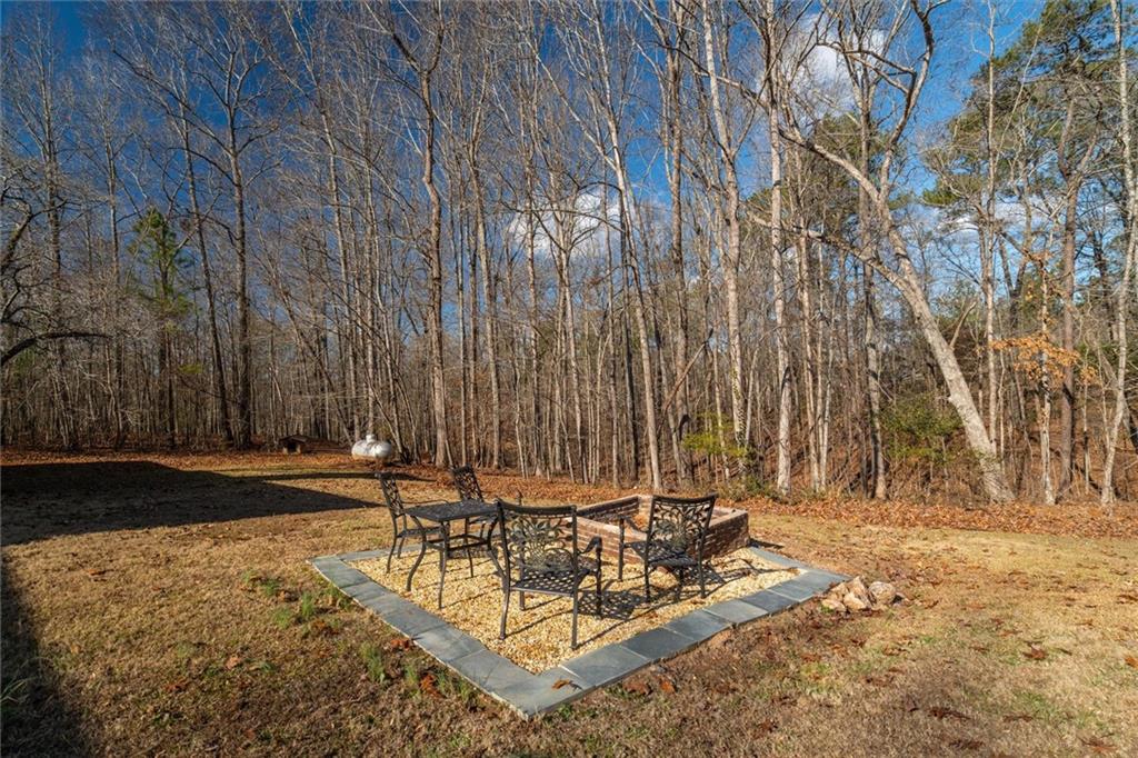 4286 Pool Road