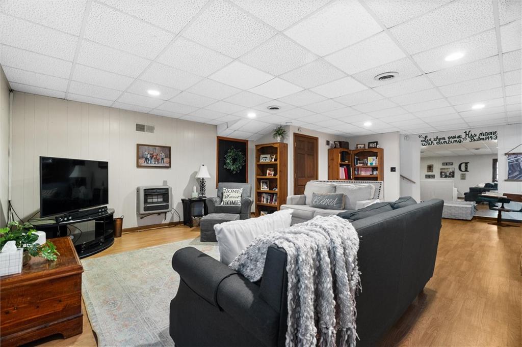 4286 Pool Road