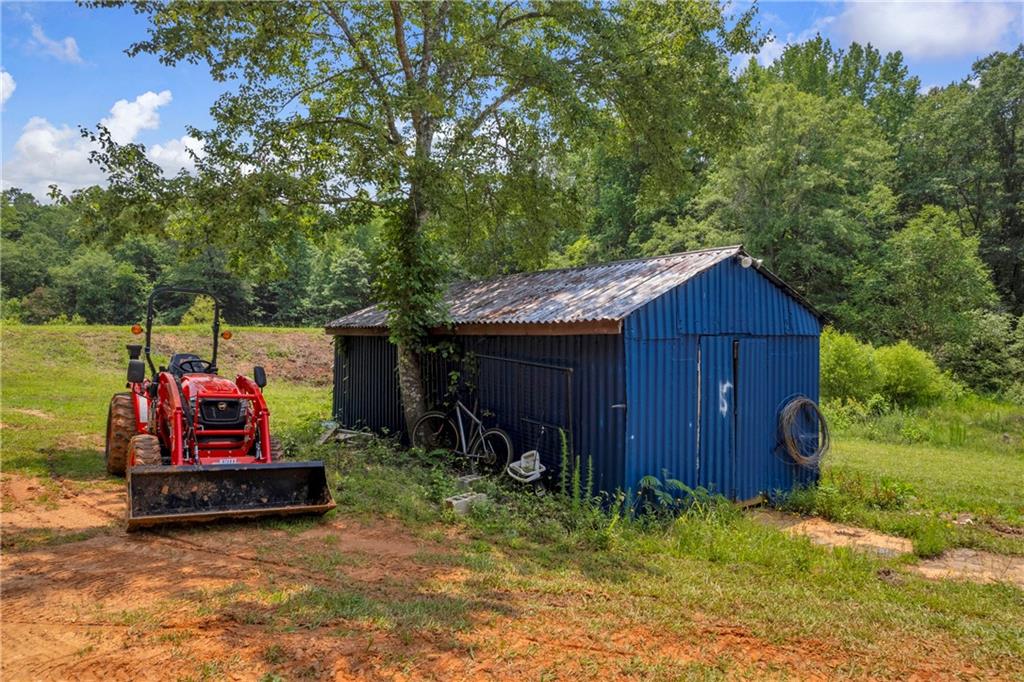 6160 Campbellton Redwine Road