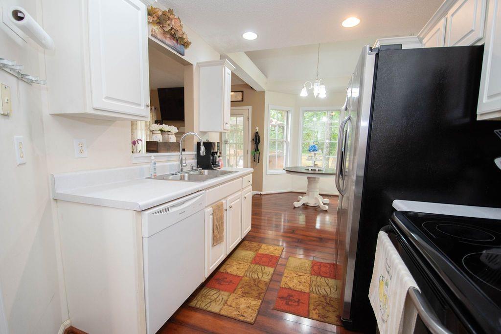 241 LOST LAKE Way