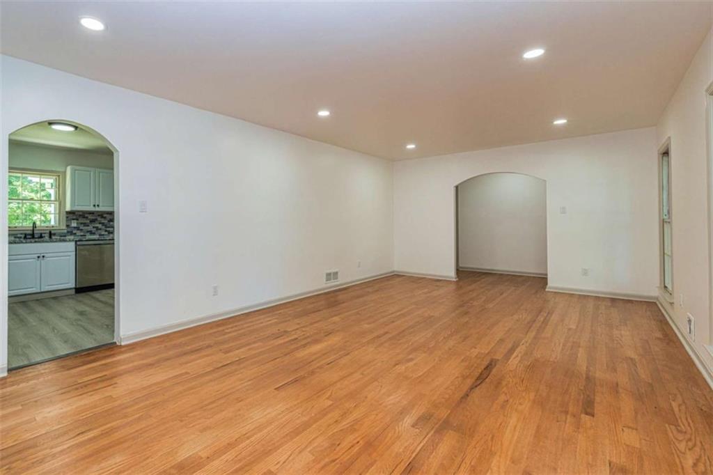 6673 Brookwood Circle