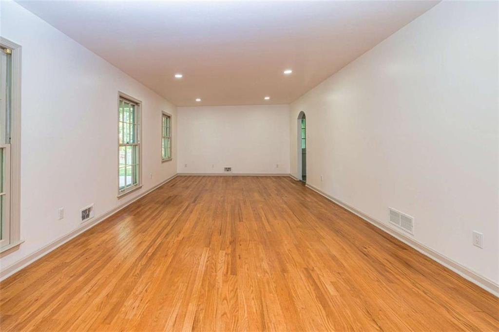 6673 Brookwood Circle