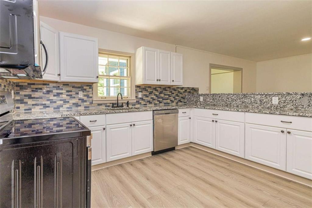 6673 Brookwood Circle