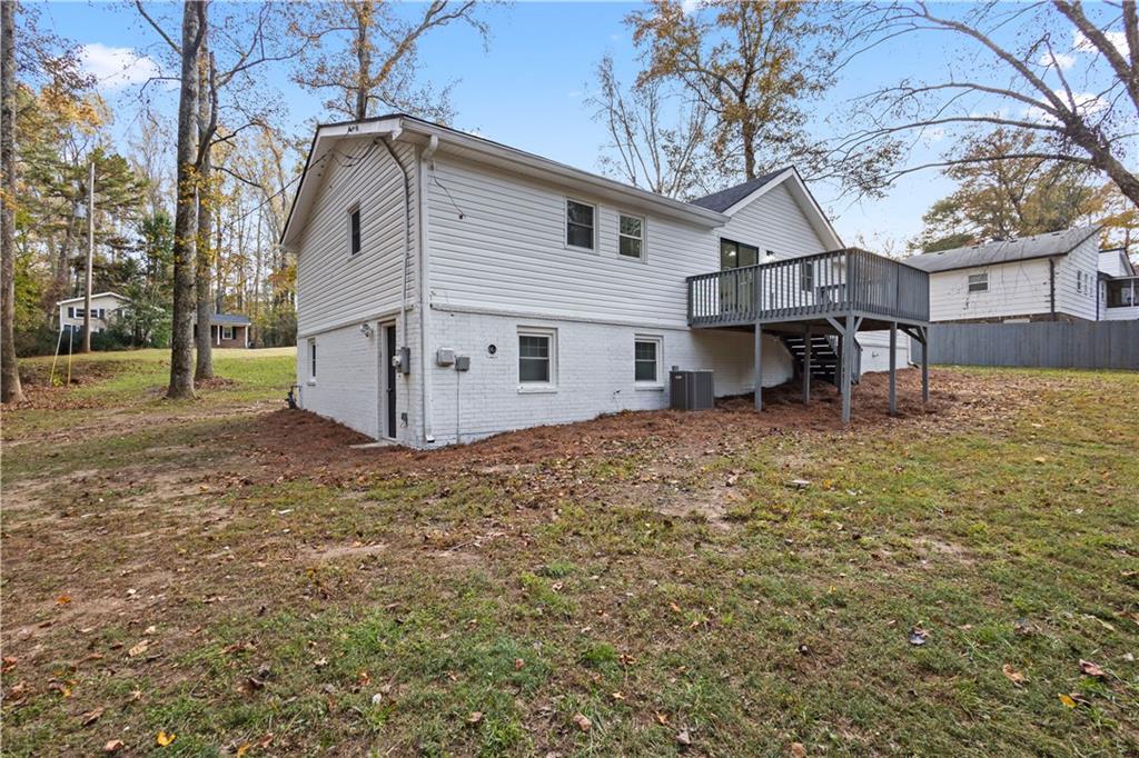 5658 Macedin DR