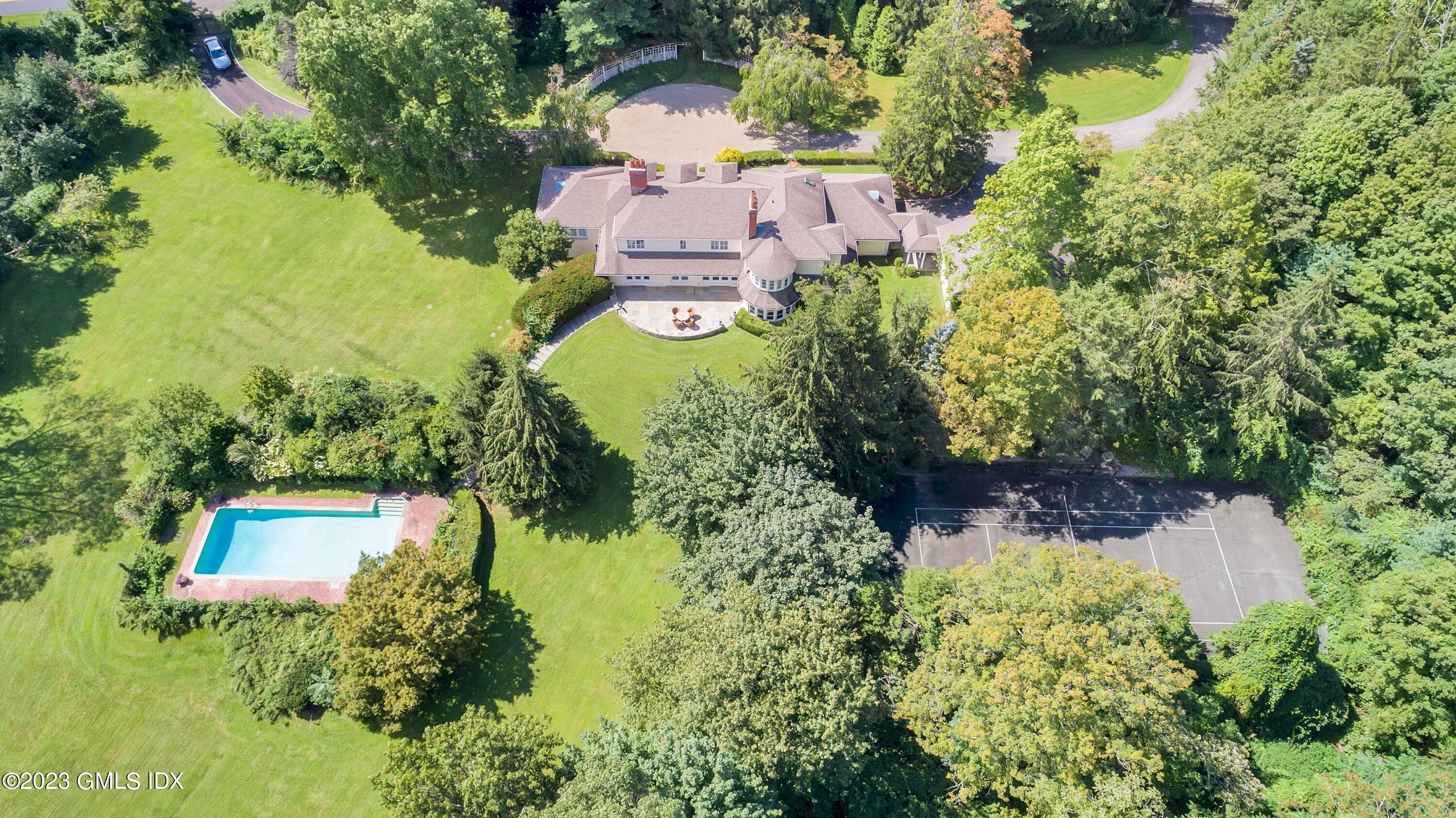 357 Round Hill Road